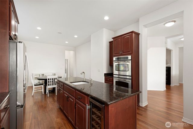 8025 Columbia Way NE, Lacey, WA 98516