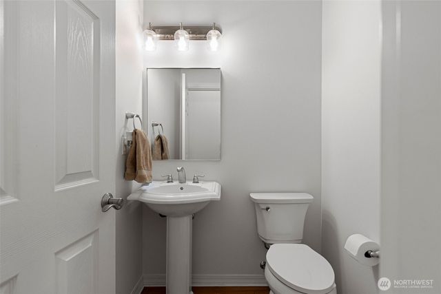 8025 Columbia Way NE, Lacey, WA 98516