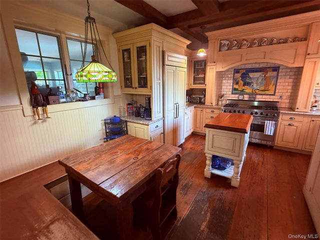 205 High Street, Monroe, NY 10950