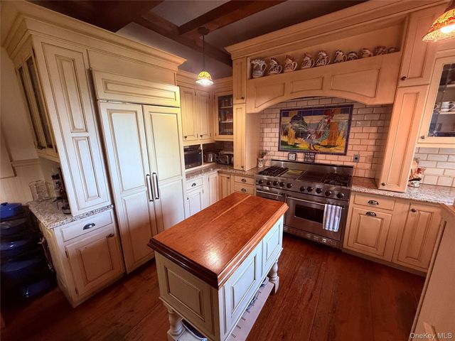 205 High Street, Monroe, NY 10950