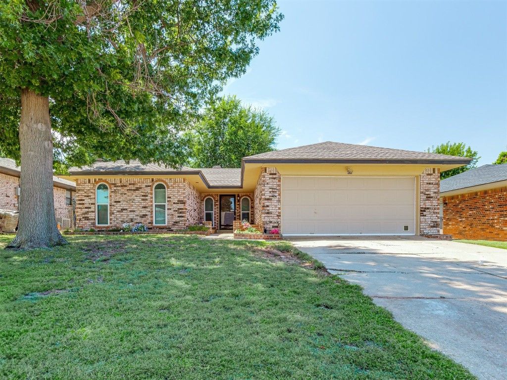 408 Linda Lane, Yukon, OK 73099