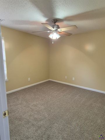 217 Cart Path Way, Bonaire, GA 31005