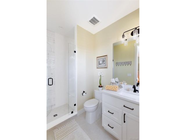 6816 Goldbranch Dr, Niwot, CO 80503
