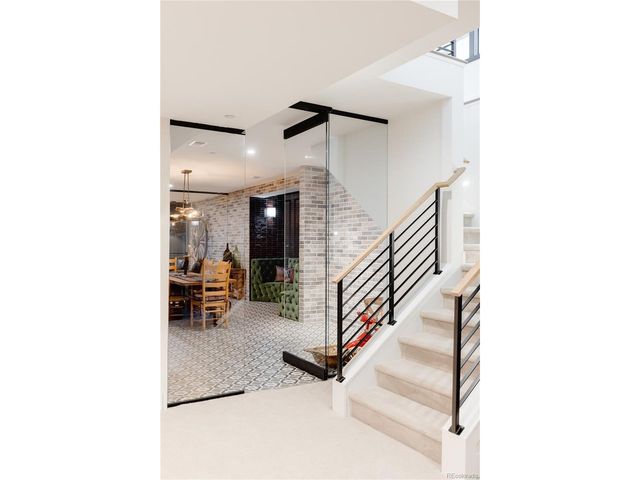 6816 Goldbranch Dr, Niwot, CO 80503