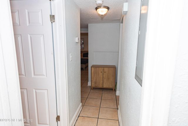 218 4TH Avenue S, Jacksonville Beach, FL 32250