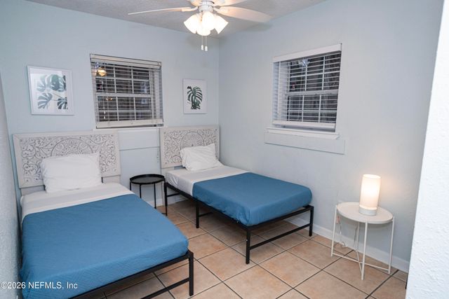 218 4TH Avenue S, Jacksonville Beach, FL 32250