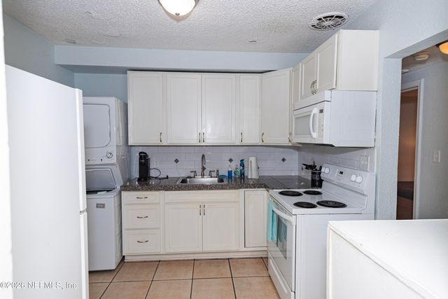 218 4TH Avenue S, Jacksonville Beach, FL 32250