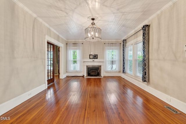 804 W Main Street, Benson, NC 27504