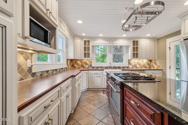 804 W Main Street, Benson, NC 27504