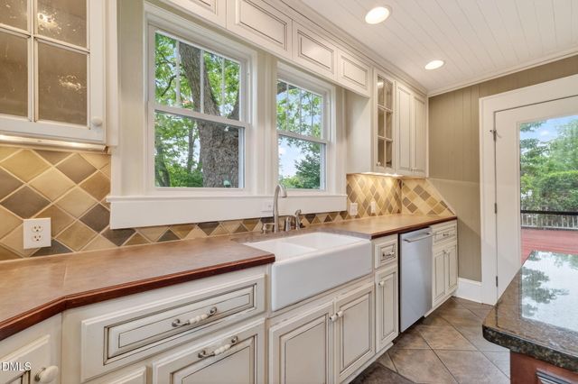 804 W Main Street, Benson, NC 27504