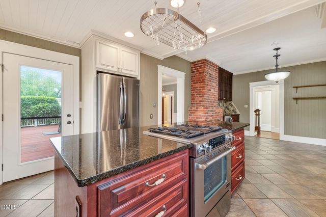 804 W Main Street, Benson, NC 27504