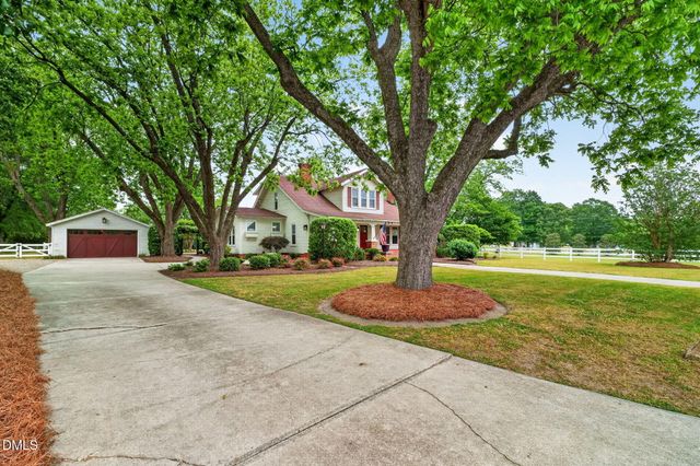 804 W Main Street, Benson, NC 27504