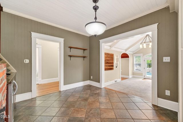 804 W Main Street, Benson, NC 27504