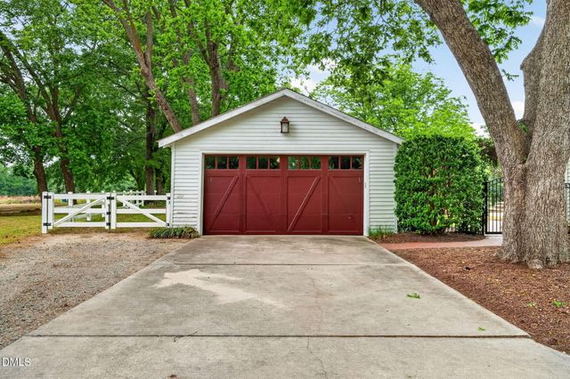 804 W Main Street, Benson, NC 27504