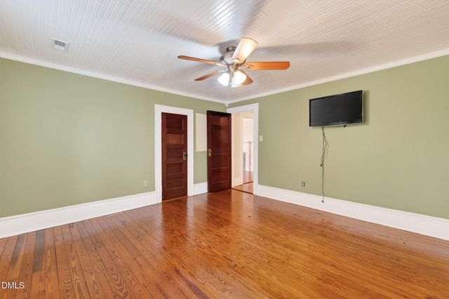 804 W Main Street, Benson, NC 27504