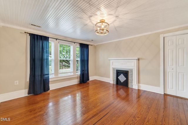 804 W Main Street, Benson, NC 27504
