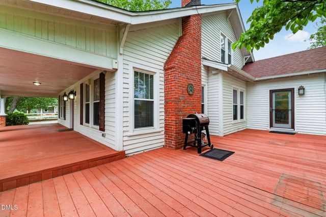 804 W Main Street, Benson, NC 27504