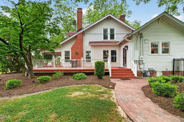 804 W Main Street, Benson, NC 27504
