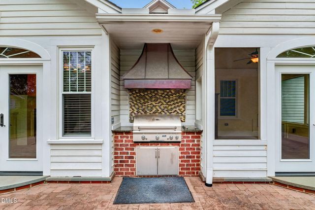 804 W Main Street, Benson, NC 27504