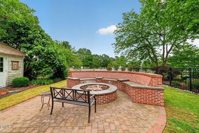 804 W Main Street, Benson, NC 27504