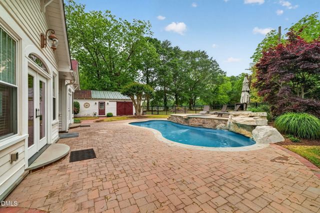 804 W Main Street, Benson, NC 27504