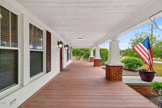 804 W Main Street, Benson, NC 27504