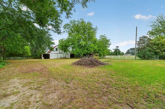 804 W Main Street, Benson, NC 27504
