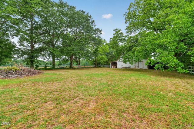 804 W Main Street, Benson, NC 27504