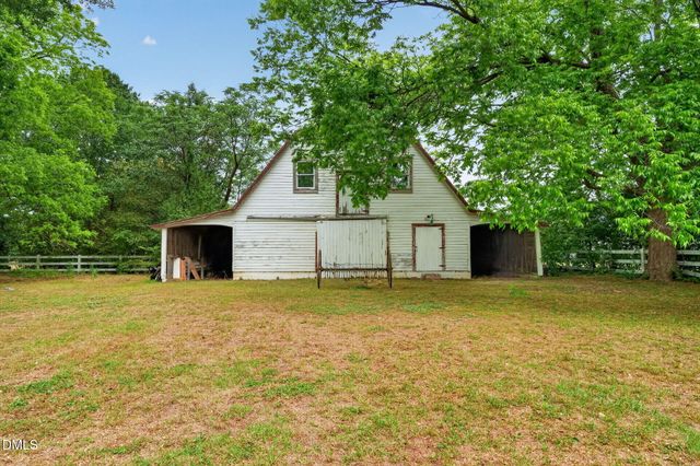 804 W Main Street, Benson, NC 27504