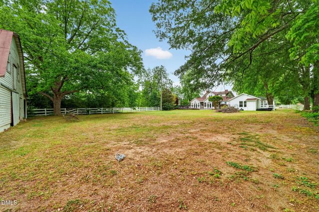 804 W Main Street, Benson, NC 27504