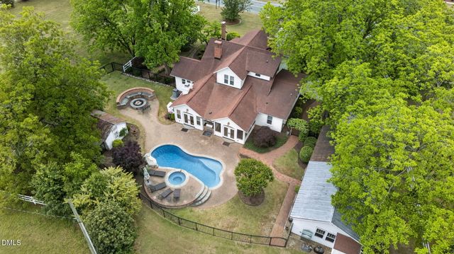 804 W Main Street, Benson, NC 27504