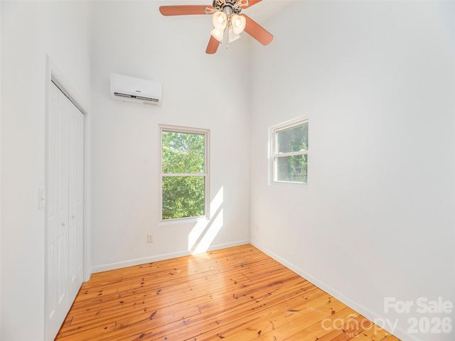 420 State Street, Asheville, NC 28806