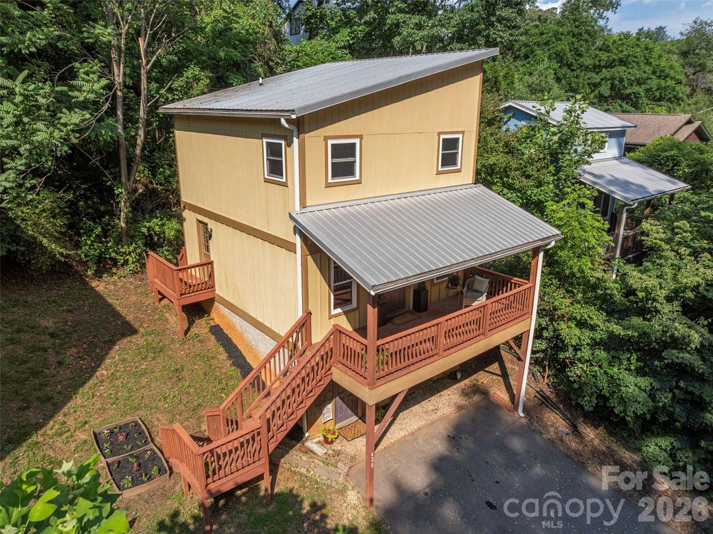 420 State Street, Asheville, NC 28806