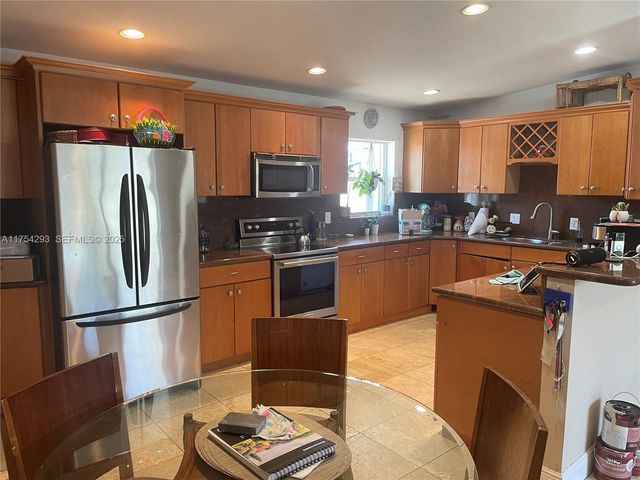 18986 SE Mayo Drive, Jupiter, FL 33469