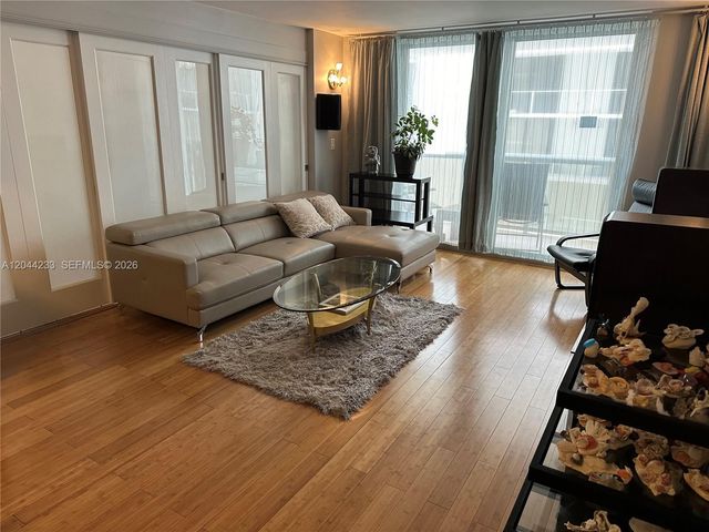 6039 Collins Avenue 1205, Miami Beach, FL 33140