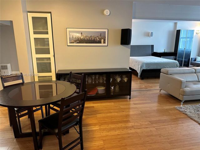 6039 Collins Avenue 1205, Miami Beach, FL 33140