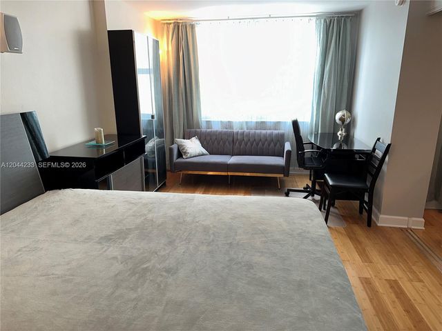 6039 Collins Avenue 1205, Miami Beach, FL 33140