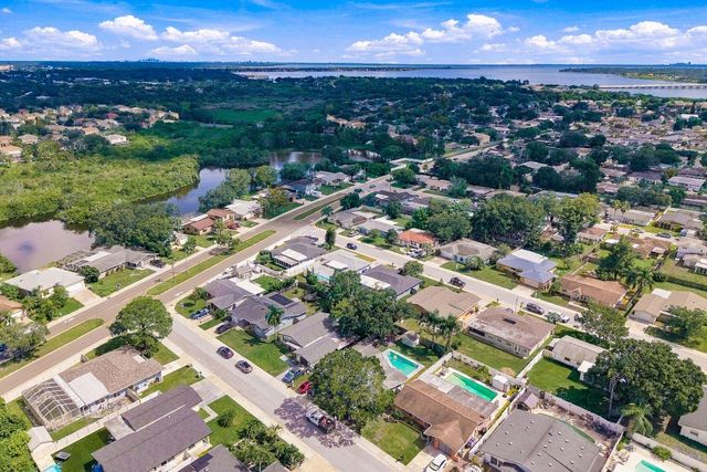 1806 DRIFTWOOD CIRCLE S, Oldsmar, FL 34677