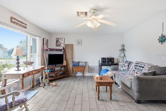 1806 DRIFTWOOD CIRCLE S, Oldsmar, FL 34677