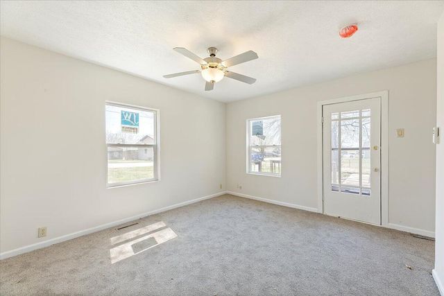 114 RIORDAN Street, Crescent, IA 51526