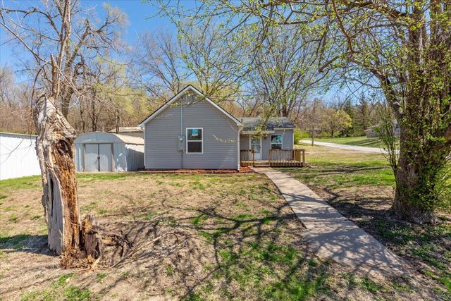 114 RIORDAN Street, Crescent, IA 51526