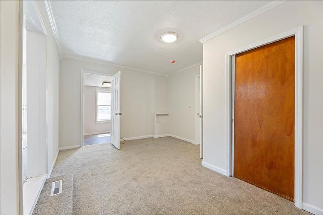 114 RIORDAN Street, Crescent, IA 51526