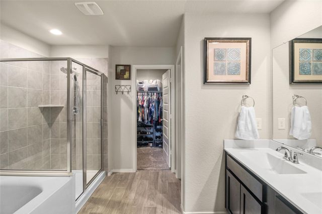 6706 Twin Oaks Lane, Rosenberg, TX 77469