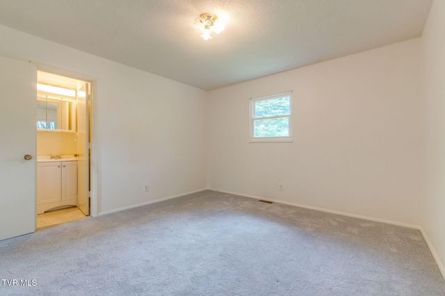 503 Sunnyvale Drive, Johnson City, TN 37601