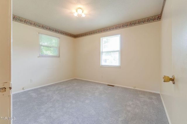 503 Sunnyvale Drive, Johnson City, TN 37601