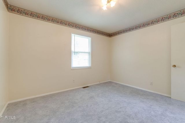 503 Sunnyvale Drive, Johnson City, TN 37601
