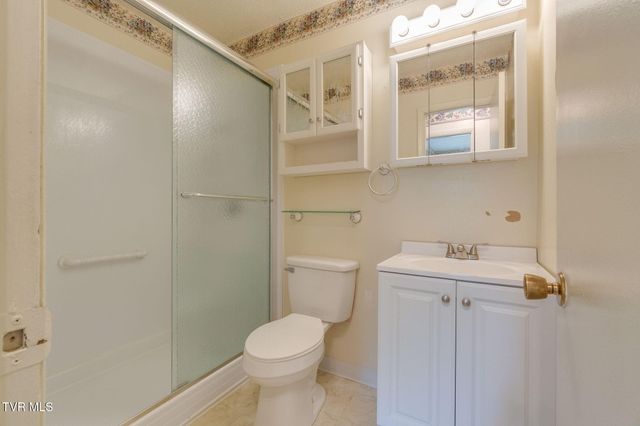 503 Sunnyvale Drive, Johnson City, TN 37601