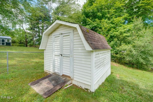 503 Sunnyvale Drive, Johnson City, TN 37601