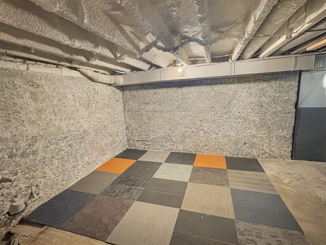 748 Lake Michigan Drive, Grand Rapids, MI 49504