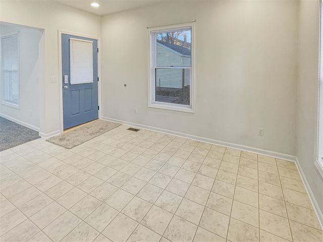 748 Lake Michigan Drive, Grand Rapids, MI 49504